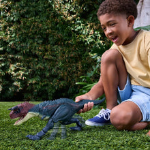 Jurassic World Survival - Charge 'N Chomp Carnotaurus