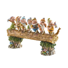 Disney Traditions 4005434 Homeward Bound (Seven Dwarfs Figurine)