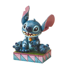 Disney Traditions 4016555 Ohana Means Family (Stitch Figurine)