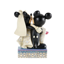 Disney Traditions 4033282 Congratulations Mickey & Minnie Mouse