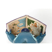 Disney Traditions 4048658 finding a Family