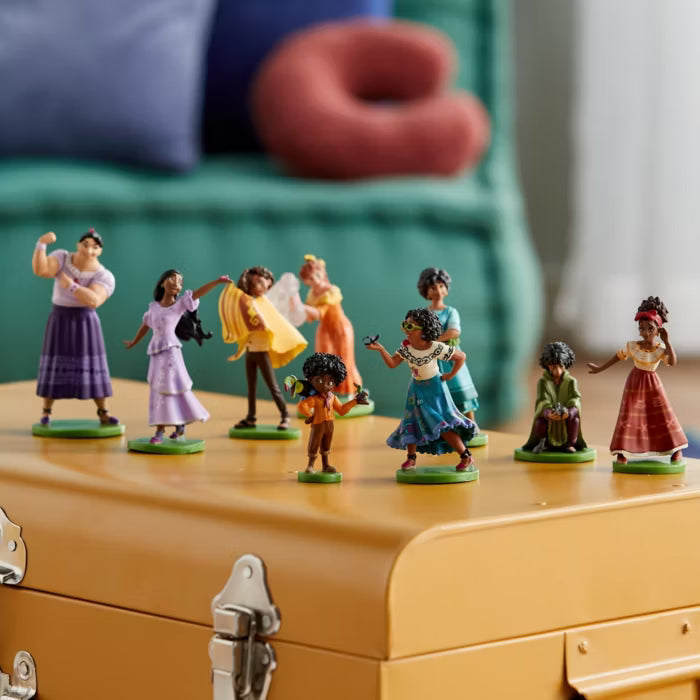 Disney Deluxe Figurine Set Encanto