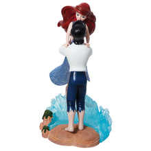 Disney Showcase 6013289 Ariel and Prince Eric