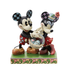 Disney Traditions 6014317 Springtime Sweethearts