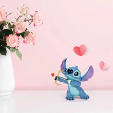 Disney Showcase 6016298 Holiday With Stitch