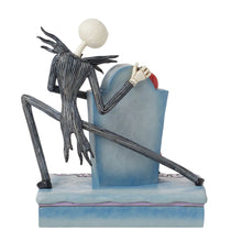 Disney Traditions 6016594 A Grave Affair