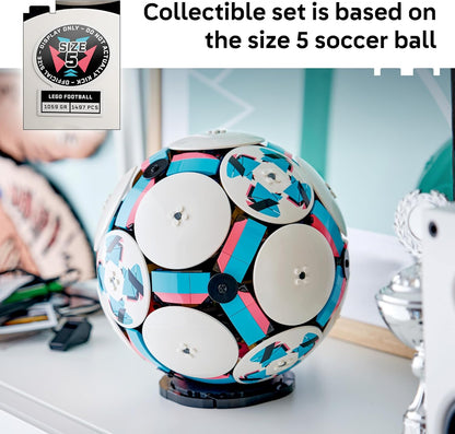 LEGO Editions 43019 Football