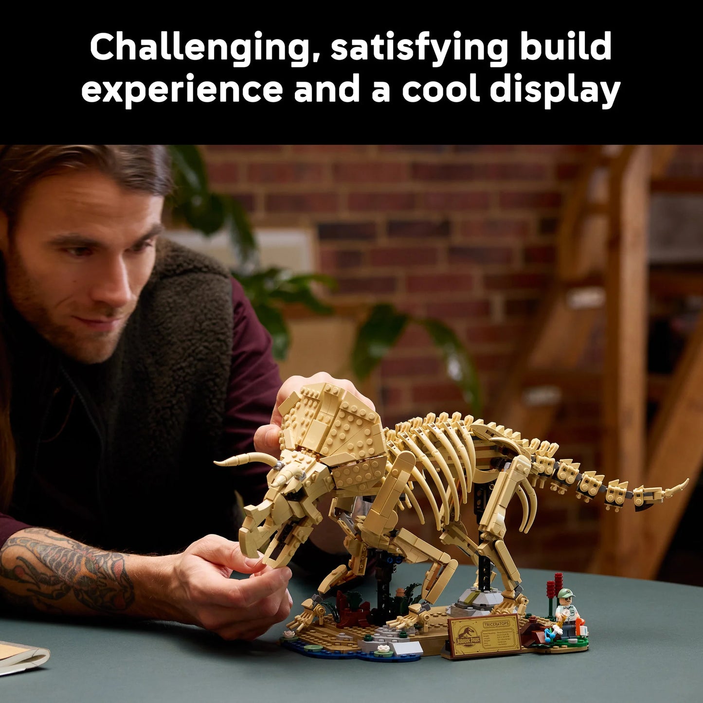 LEGO Jurassic World 77985 Dinosaur Fossils Triceratops