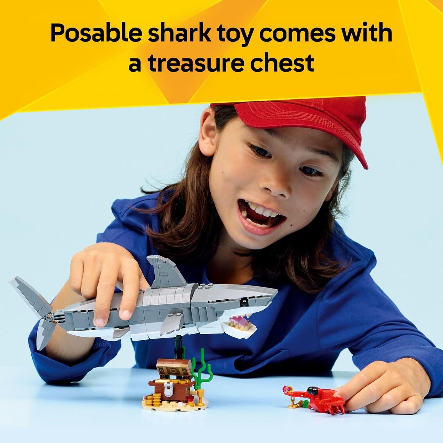 LEGO Creator 31381 Fierce Shark with a Treasure Chest