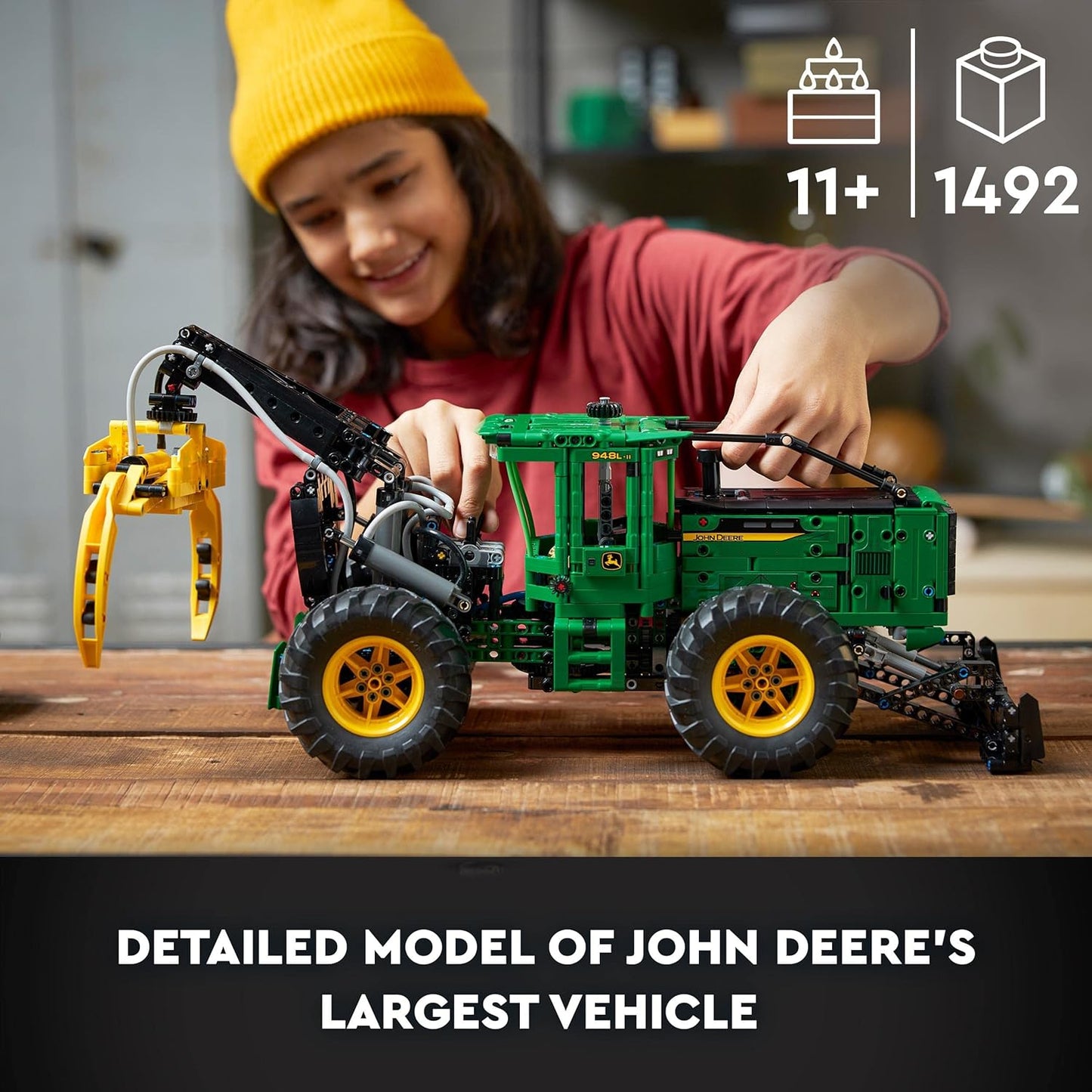 LEGO Technic 42157 John Deere 948L-II Skidder