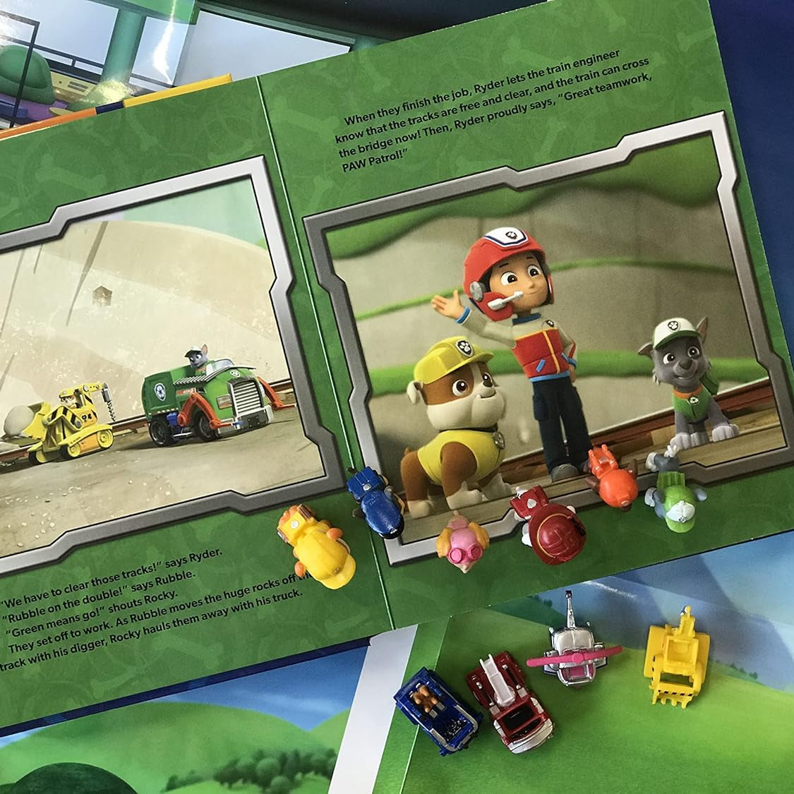 My Busy Book - Paw Patrol