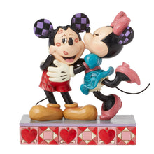 Disney Traditions 6016327 Hugs and Kisses