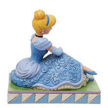 Disney Traditions 6013072 Compassionate and Carefree