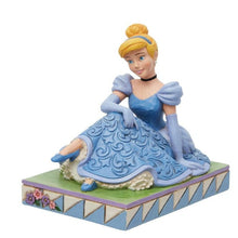 Disney Traditions 6013072 Compassionate and Carefree