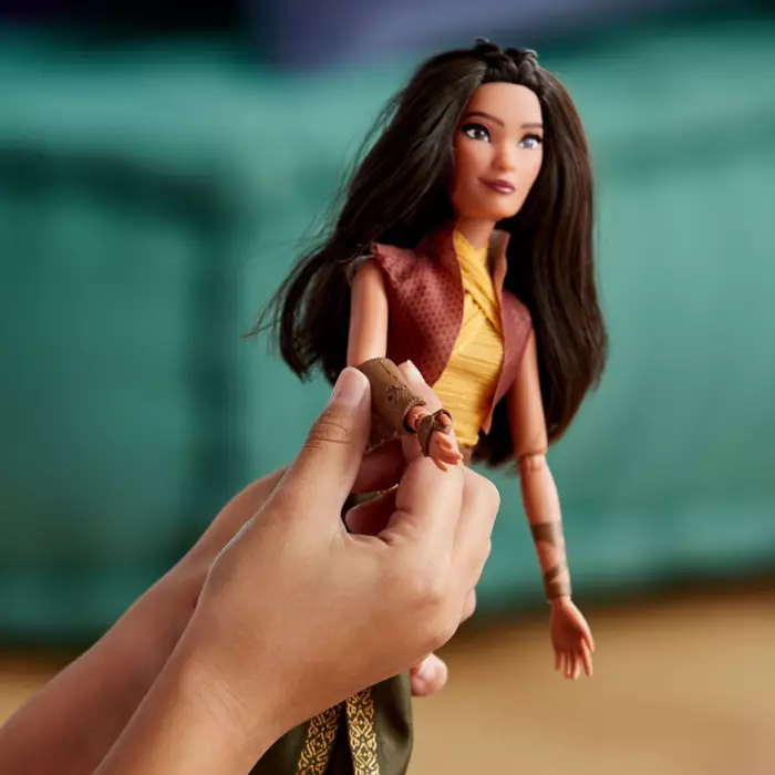Disney Classic Doll Raya